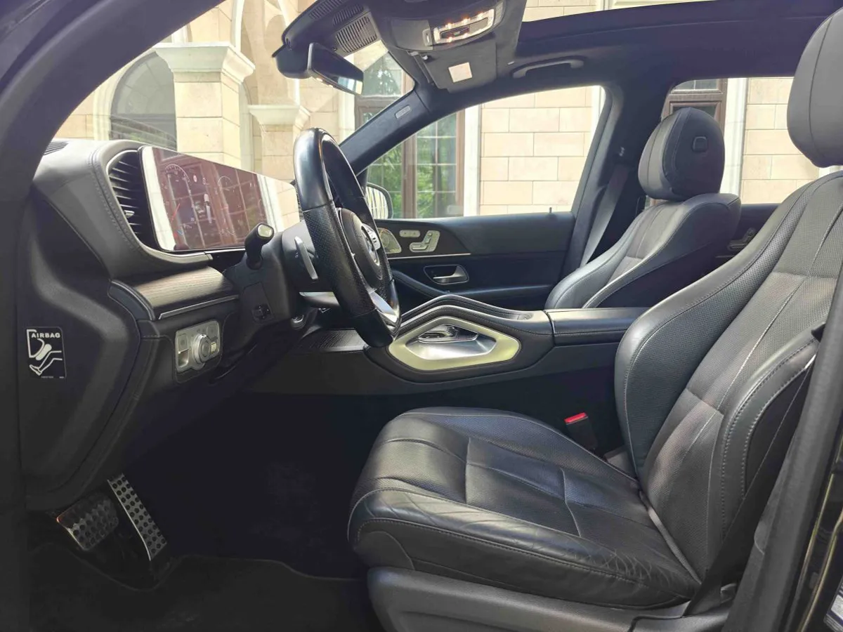 Mercedes-Benz GLS 400d AMG