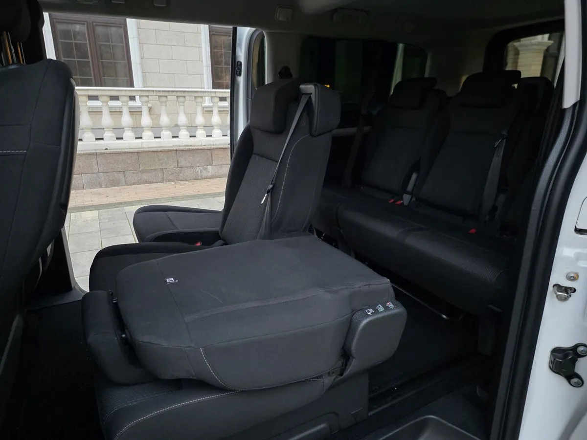 Peugeot Traveller