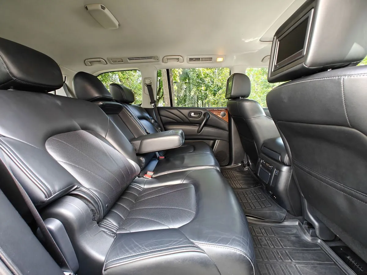 Infiniti QX80