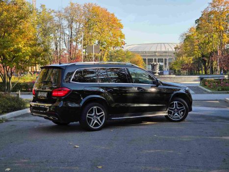 взять в аренду Mercedes GLS 350d