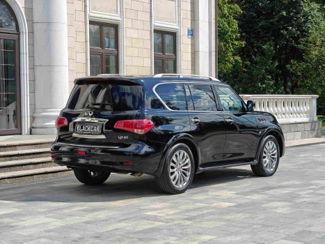 взять в аренду Infiniti QX80