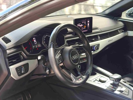 взять в аренду Audi A5 2.0d quattro