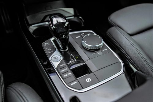 взять в аренду BMW 218 M Sport