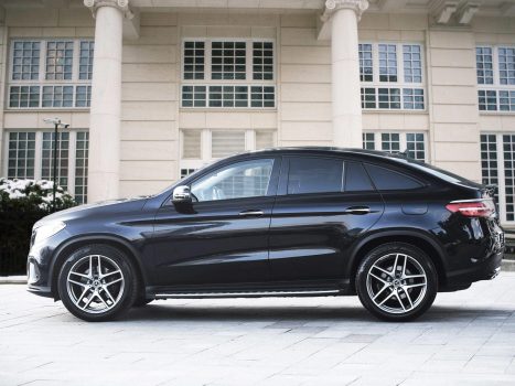 взять в аренду Mercedes GLE Coupe 350d