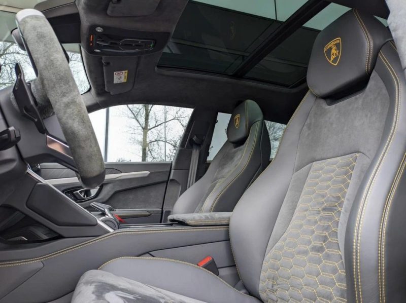 Lamborghini Urus 2021