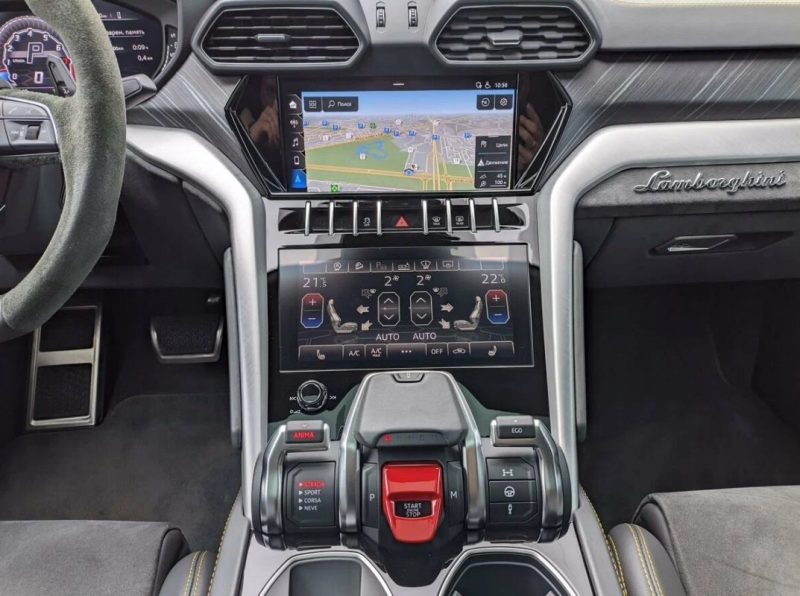 Lamborghini Urus 2021