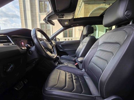 взять в аренду Volkswagen Tiguan R-Line