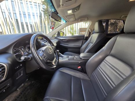 взять в аренду Lexus NX 200