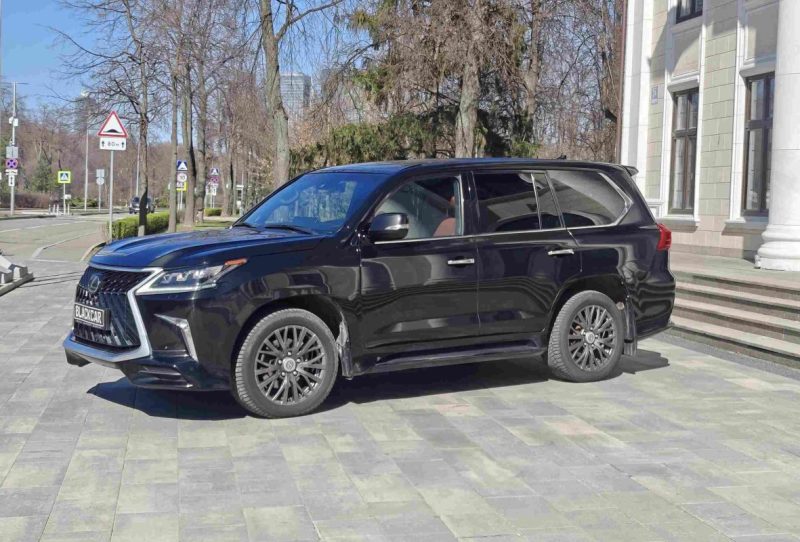Lexus LX 450d