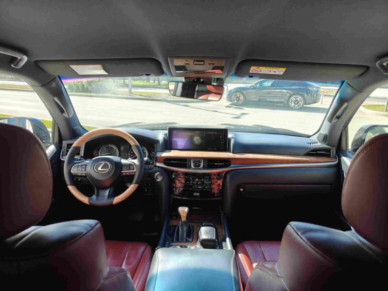 Lexus LX 450d