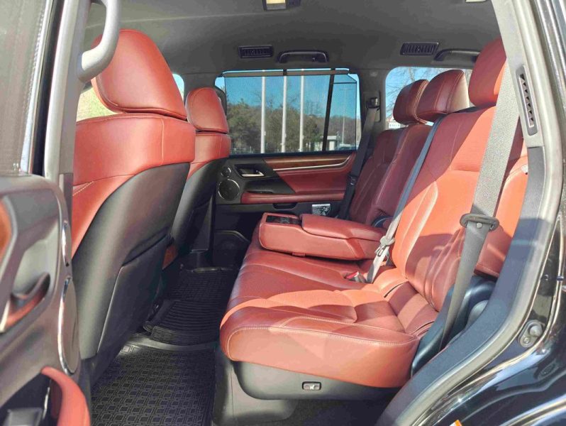 Lexus LX 450d