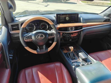 взять в аренду Lexus LX 450d