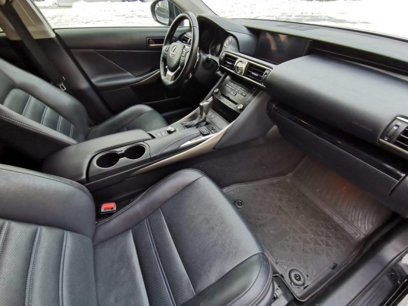 Lexus IS 300