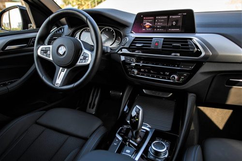 взять в аренду BMW X4 xDrive M Sport