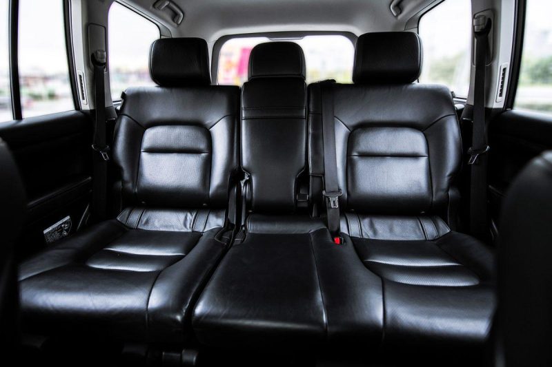 Toyota Land Cruiser 200