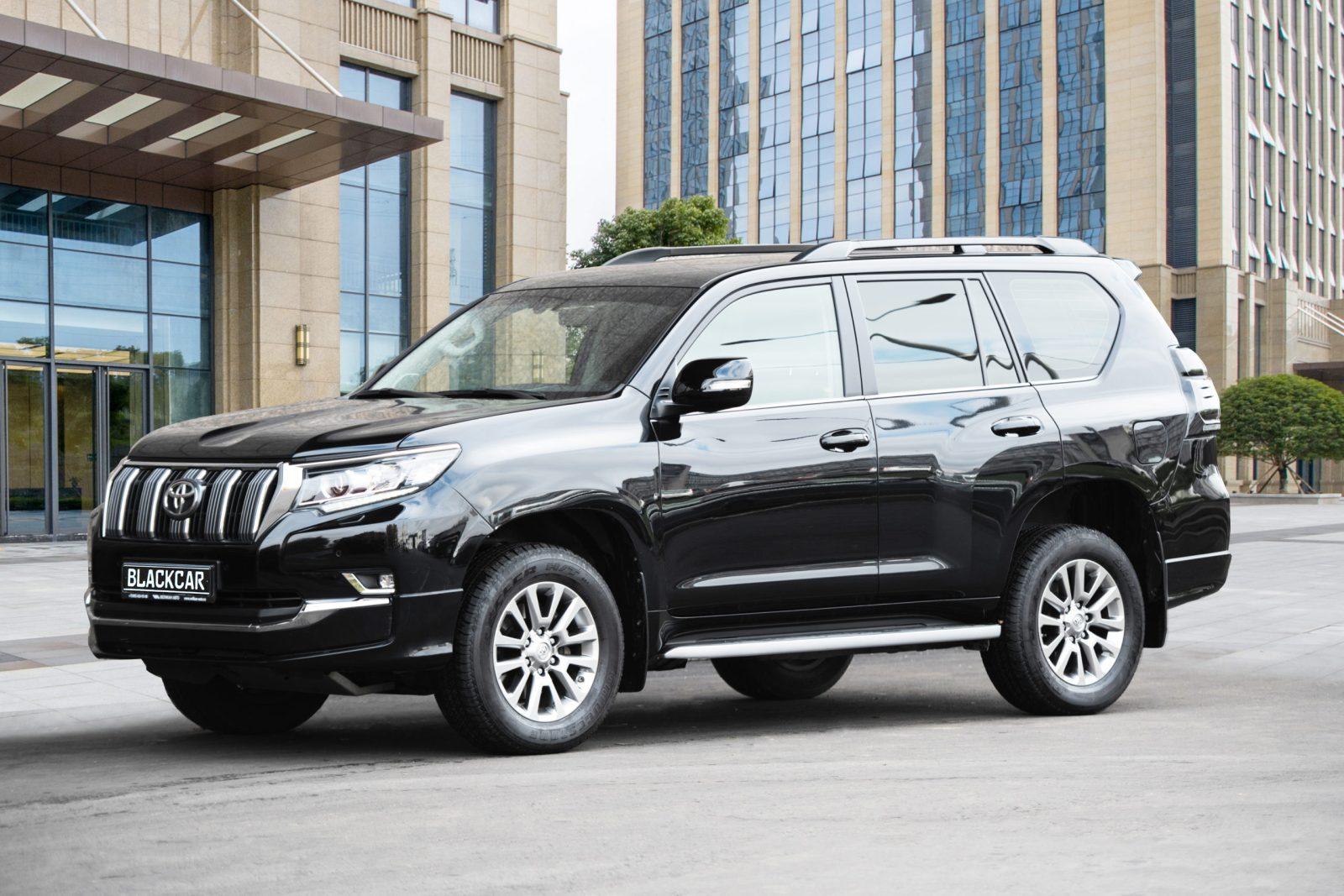 Аренда Toyota Land Cruiser Prado в Москве, взять в прокат без водителя