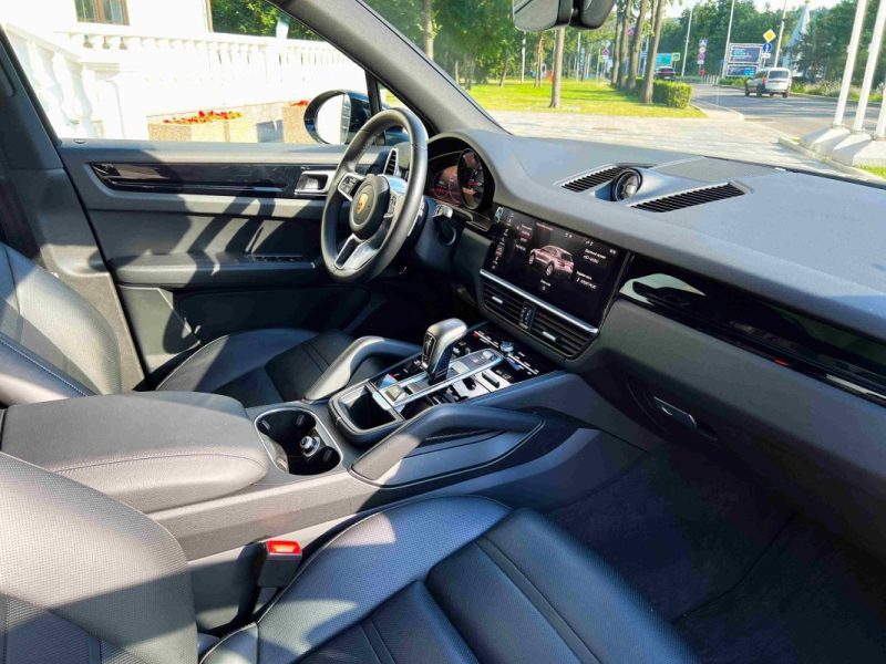 Porsche Cayenne (2021)