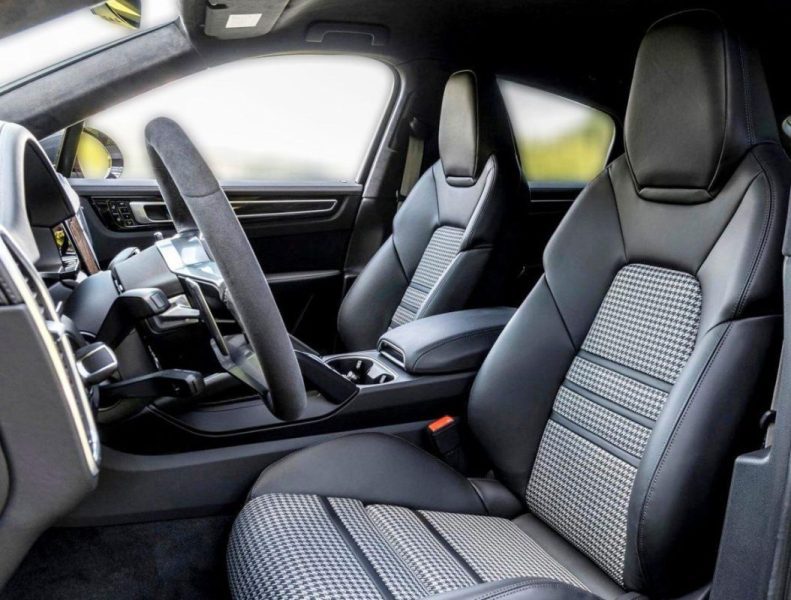 Porsche Cayenne Coupe GTS
