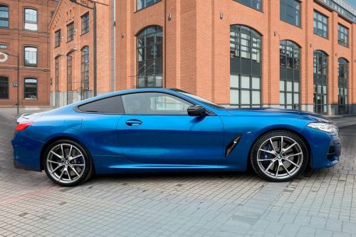 взять в аренду BMW M850i xDrive