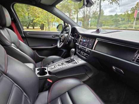 взять в аренду Porsche Macan GTS