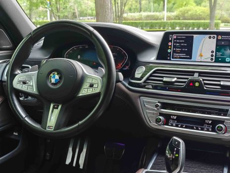 взять в аренду BMW 730d xDrive