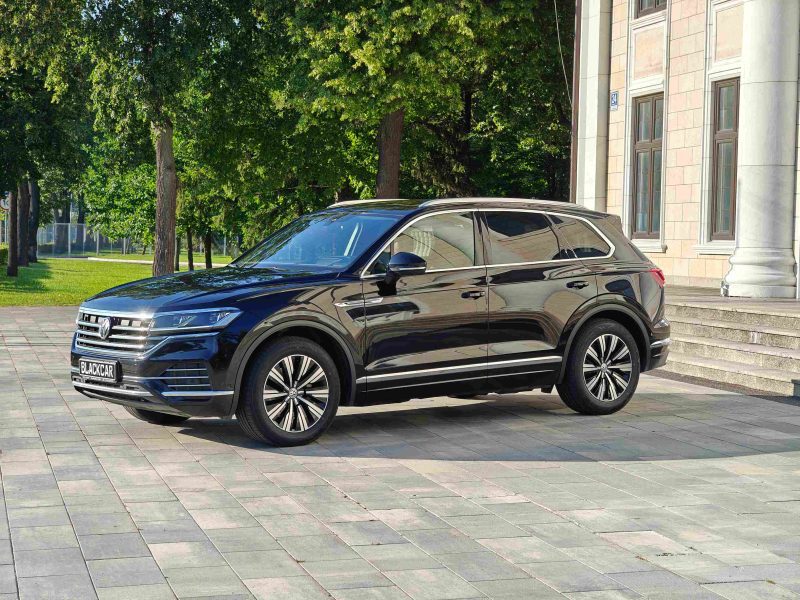 Volkswagen Touareg  3.0 TDI