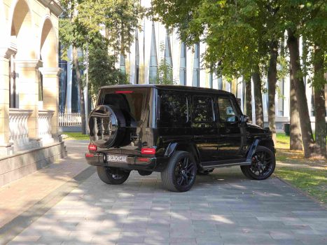 взять в аренду Mercedes G500 AMG