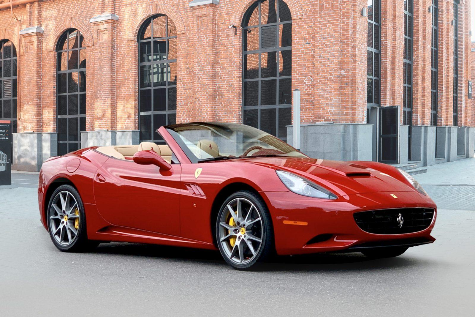  Ferrari California    37900   Blackcarrent
