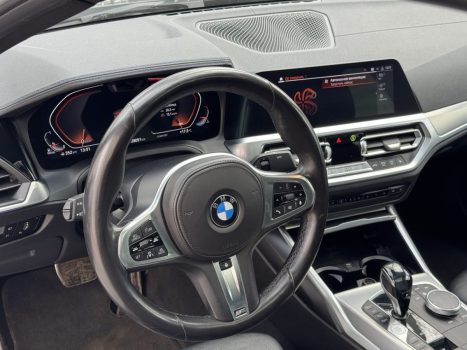 взять в аренду BMW 320d xDrive