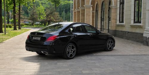 взять в аренду Mercedes С200