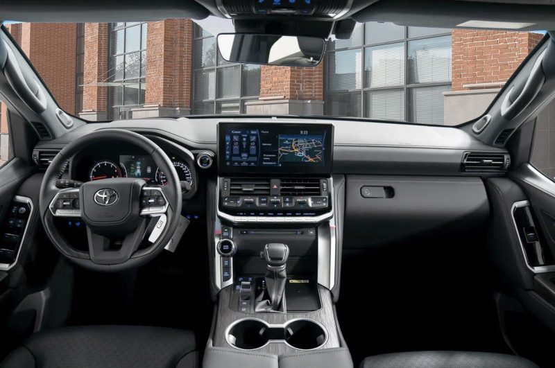 Toyota Land Cruiser 300