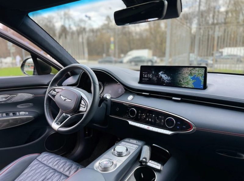 Genesis GV70