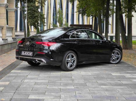 взять в аренду Mercedes CLA200 Sport