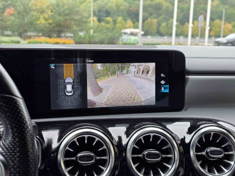 взять в аренду Mercedes CLA200 Sport