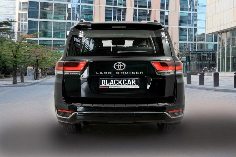 Toyota Land Cruiser 300