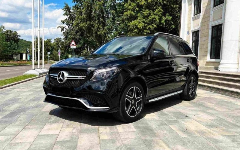 Mercedes GLE 300d AMG (2018)