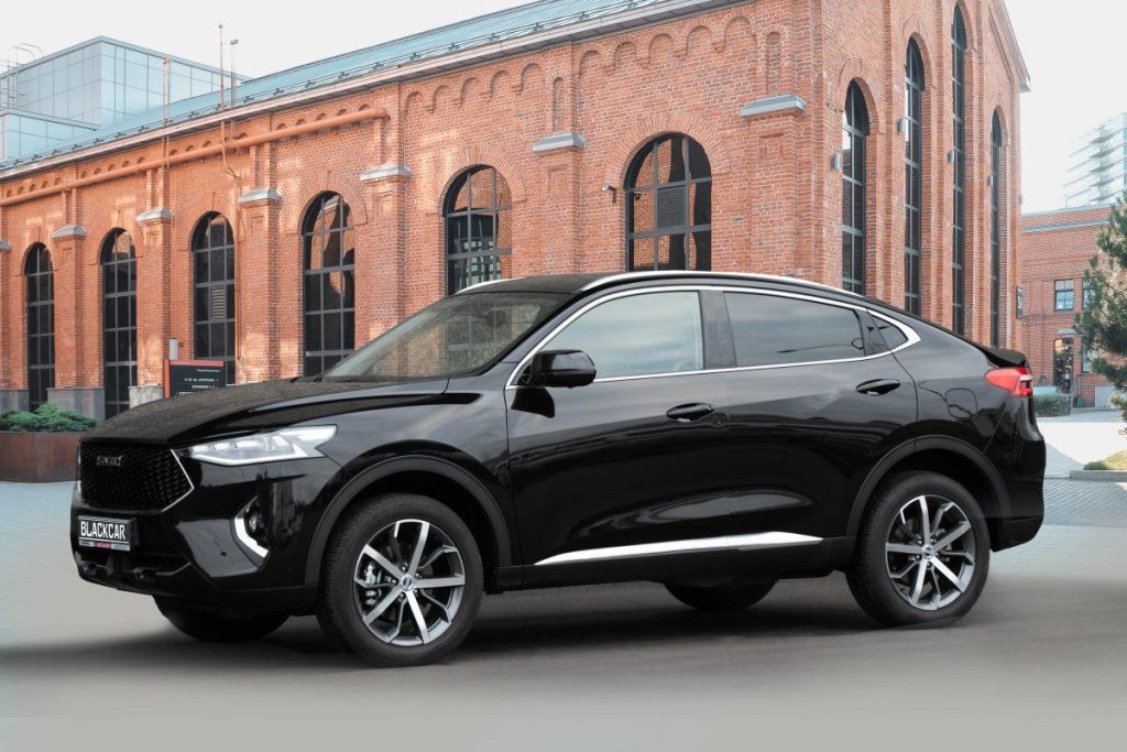 Что делать, если поцарапал арендованный автомобиль? — BlackCar