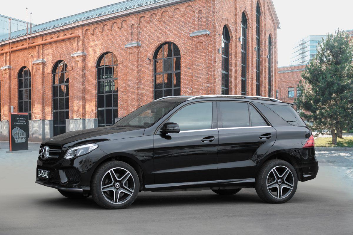 Аренда Mercedes GLE 300d в Москве | Blackcar.rent