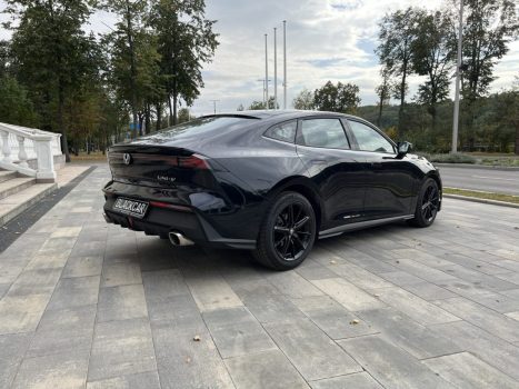 взять в аренду Changan UNI-V