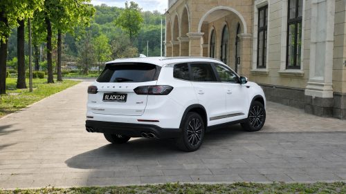 взять в аренду Chery Tiggo 8 Pro Max