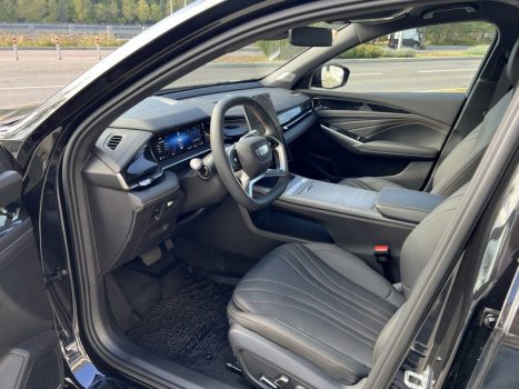 взять в аренду Geely Preface