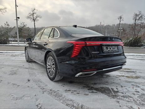 взять в аренду Hongqi H5