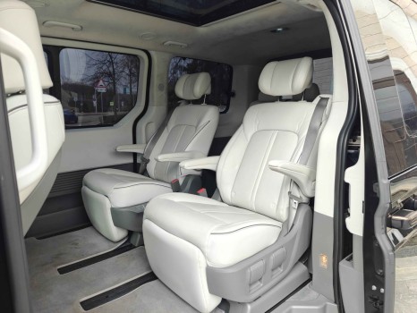 взять в аренду Hyundai Staria