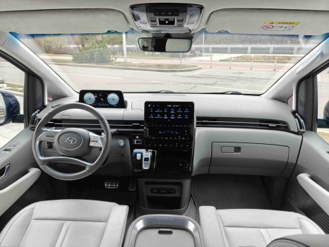 взять в аренду Hyundai Staria