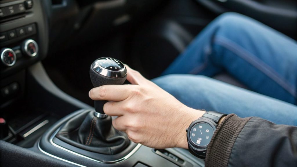 Автомат или механика: что чаще берут в аренду и почему? — BlackCar