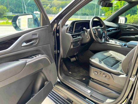 взять в аренду Cadillac Escalade