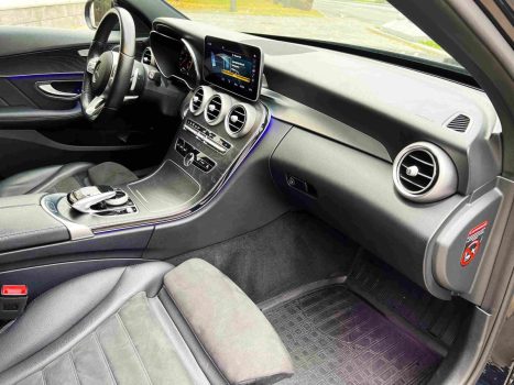 взять в аренду Mercedes С200