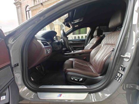 взять в аренду BMW 730d xDrive