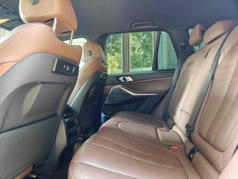 взять в аренду BMW X5 xDrive М Sport Pro