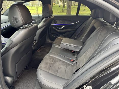 взять в аренду Mercedes E220d Sport